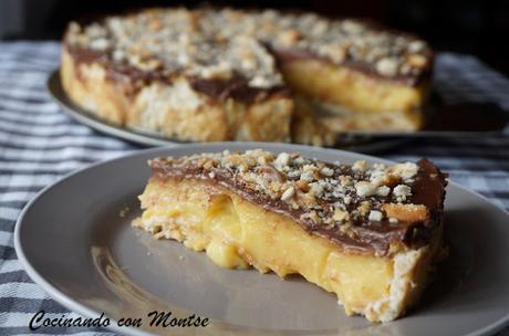 Tarta de flan con galletas y chocolate