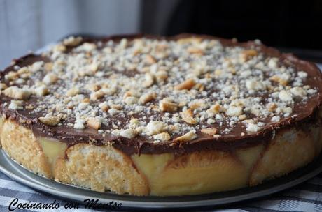 Tarta de flan con galletas y chocolate