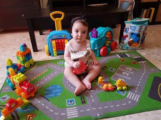 Construyendo con Mega Bloks Construyendo con Mega Bloks