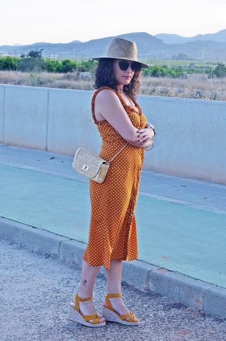 Vestido mostaza de lunares Vestido mostaza de lunares
