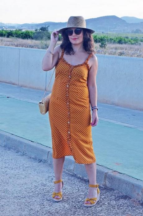 Vestido mostaza de lunares Vestido mostaza de lunares