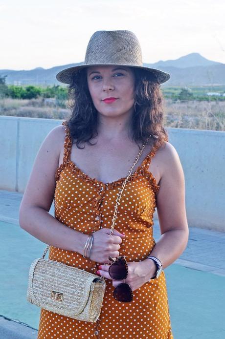 Vestido mostaza de lunares Vestido mostaza de lunares