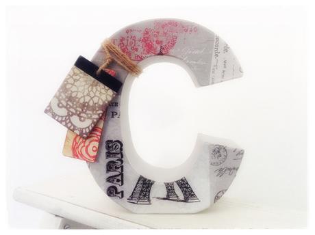 Letras decoradas con decopauge y scrap