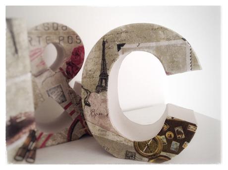 Letras decoradas con decopauge y scrap