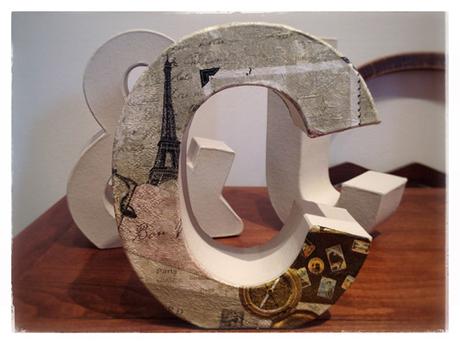 Letras decoradas con decopauge y scrap