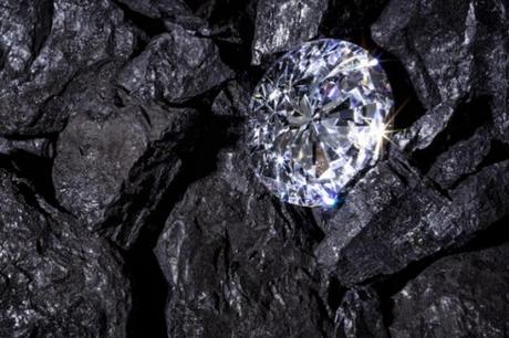 El interior de la Tierra podría contener diez mil billones de toneladas de #diamantes