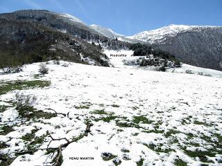 La Romía Riba-Torones-Piedrafita-Escuenas-La Paradiel.la