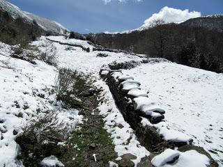 La Romía Riba-Torones-Piedrafita-Escuenas-La Paradiel.la