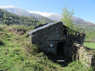 La Romía Riba-Torones-Piedrafita-Escuenas-La Paradiel.la