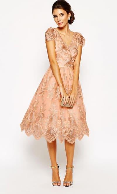 Cómo vestir si tengo caderas anchas