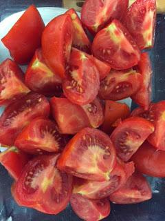 GAZPACHO DE CEREZAS, TOMATE Y ALMENDRA