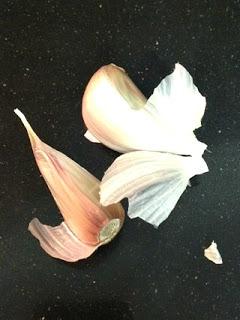 GAZPACHO DE CEREZAS, TOMATE Y ALMENDRA