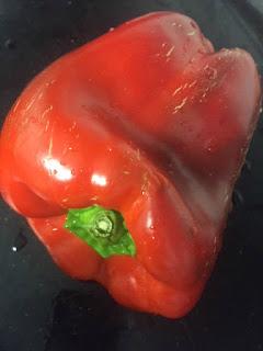 GAZPACHO DE CEREZAS, TOMATE Y ALMENDRA