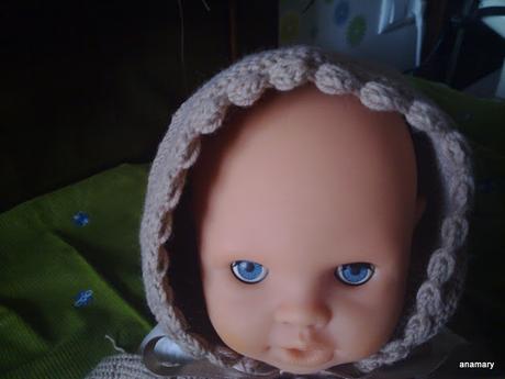 conjunto bebe:capotita y chaqueta