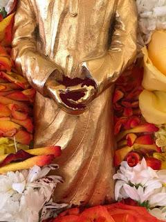 Materialización de Kumkum en Ati Rudran Croacia . 20 Julio 2018. Materialización de Kumkum en Ati Rudran Croacia . 20 Julio 2018.