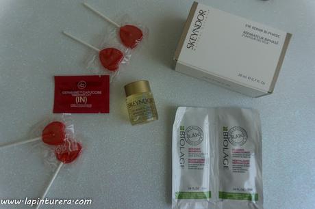 Un contorno de ojos en dos fases: Natural Defence Eye Repair, de Skeyndor 07 muestras