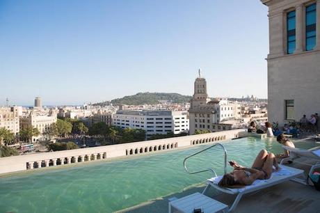 SkyBar Plaza Cataluña, la terraza con vistas desde el epicentro de Barcelona skybar plaza catalunya bcn
