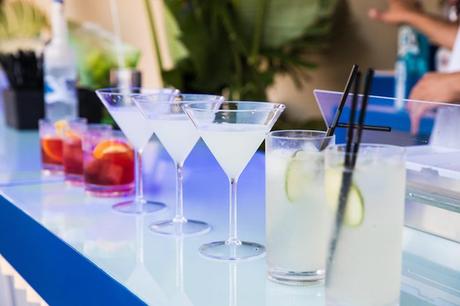 SkyBar Plaza Cataluña, la terraza con vistas desde el epicentro de Barcelona skybar iberostar cocteles