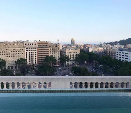 SkyBar Plaza Cataluña, la terraza con vistas desde el epicentro de Barcelona SKYBAR iberostar rooftop bar barcelona