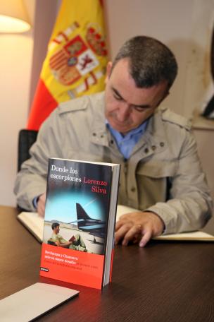 ‘Donde los escorpiones’, de Lorenzo Silva ‘Donde los escorpiones’, de Lorenzo Silva