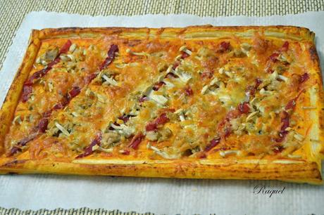 Pizza de hojaldre con atún y setas Shimeji Pizza de hojaldre con atún y setas Shimeji