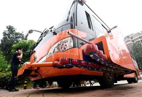 Zipper trucks, camiónes cremallera.