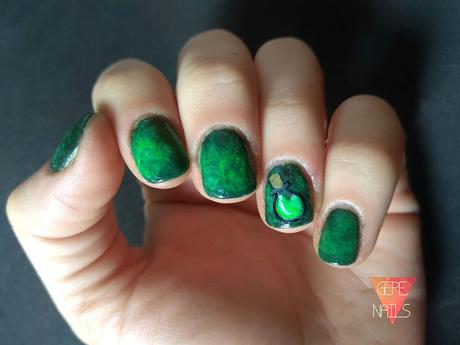 POISON BOTTLE  NAIL ART