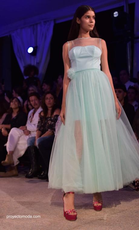 Alexia Ulibarri Presenta Su Colección “Flora” En El Acuario Michin Alexia Ulibarri Presenta Su Colección “Flora” En El Acuario Michin