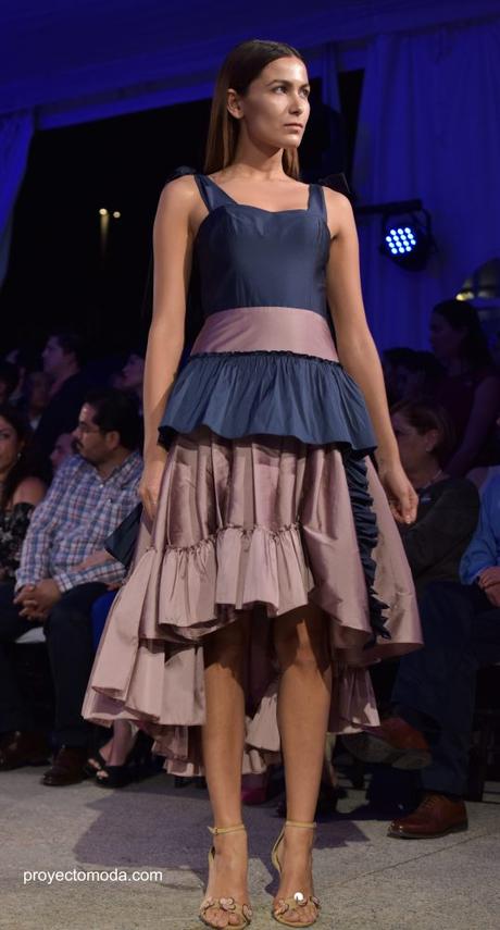 Alexia Ulibarri Presenta Su Colección “Flora” En El Acuario Michin Alexia Ulibarri Presenta Su Colección “Flora” En El Acuario Michin