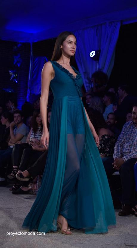 Alexia Ulibarri Presenta Su Colección “Flora” En El Acuario Michin Alexia Ulibarri Presenta Su Colección “Flora” En El Acuario Michin