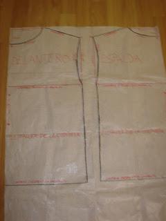 BLUSA MARIPOSAS ( CON PATRON )