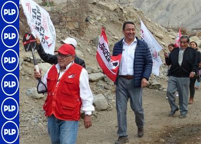 LE CUESTA HACER POLÍTICA…