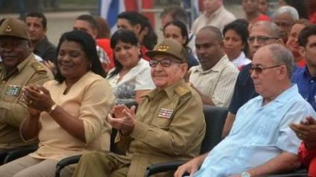 Preside Raúl y Díaz Canel acto conmemorativo del 26 de julio en Santiago de Cuba (+Fotos)