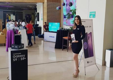 #Valencia: #GanaUnS9ConCLX  CLX Samsung hizo entrega de nueve equipos #Samsung #GalaxyS9