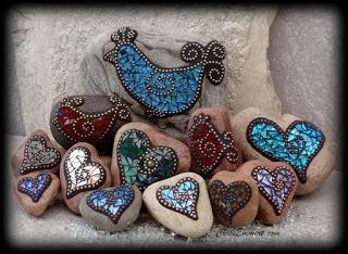 Tutorial aprende cómo decorar piedras con la técnica de mosaico