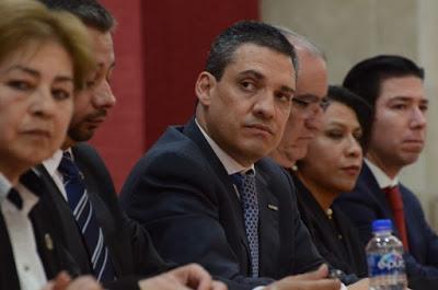 MANTIENE NUEVA LEY DEL ISSEMYM INALTERABLES LOS BENEFICIOS, DERECHOS Y PRERROGATIVAS DE QUE DISFRUTAN ACTUALMENTE LOS TRABAJADORES Y PENSIONADOS, COMO REQUISITOS DE EDAD Y TIEMPO DE SERVICIO PARA ACCEDER A UNA PENSIÓN