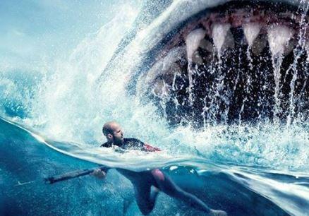 Películas sobrenaturales: Algo realmente gigantesco y asesino habita las aguas