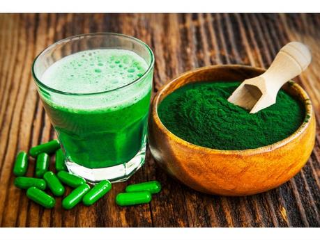 Espiruluna: proteínas y nutrientes en verde