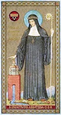 Maestra en la sal de la sabiduría y la miel del amor.