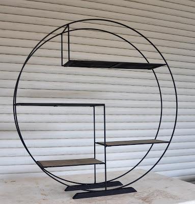 Mesa nº 6 , nº 7 y un palet