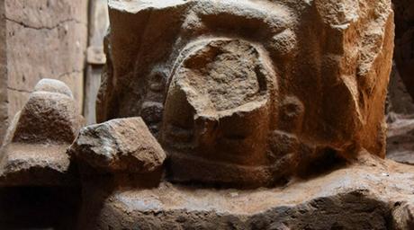 Hayan en Guatemala dos monumentos simbólicos que representan el mito olmeca del ‘Descenso del abuelo’ Hayan en Guatemala dos monumentos simbólicos que representan el mito olmeca del ‘Descenso del abuelo’