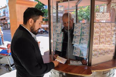 PROMUEVE SECRETARÍA DE SALUD LACTANCIA CON BILLETE DE LOTERÍA PROMUEVE SECRETARÍA DE SALUD LACTANCIA CON BILLETE DE LOTERÍA