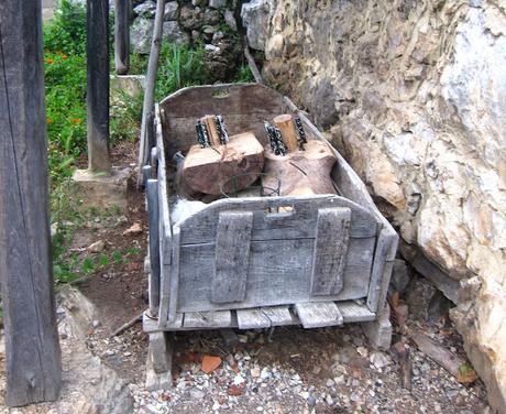 Peña Gradura por la Senda L'Gabitu y la Mucherina Peña Gradura por la Senda L'Gabitu y la Mucherina