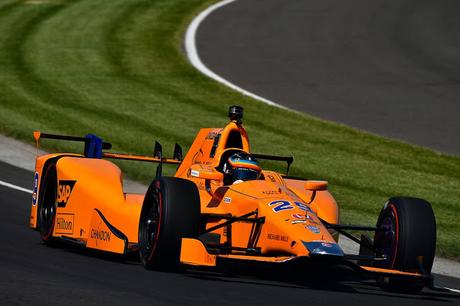 Andretti quiere a Alonso para toda la temporada de Indycar en 2019 y quiere su firma ya