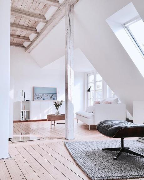 vigas en el techo suelo de cemento pilares de madera muebles de diseño estilo minimalista estilo minimal nórdico decoración texturas decoración en blanco vigas en el techo suelo de cemento pilares de madera muebles de diseño estilo minimalista estilo minimal nórdico decoración texturas decoración en blanco