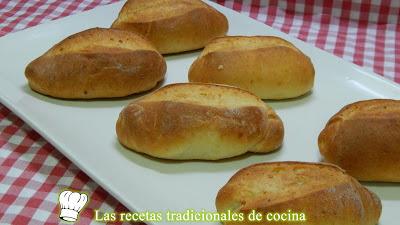 Receta fácil de panecillos tiernos de 4 quesos