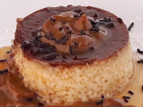 FLAN CON DULCE DE LECHE