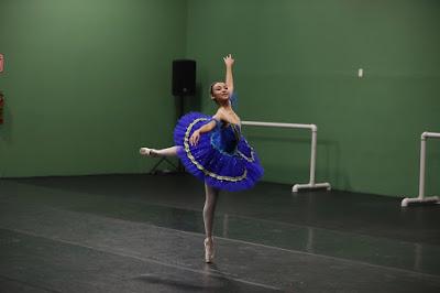 OBTIENEN NIÑAS Y NIÑOS BECA “ELISA CARRILLO CABRERA”