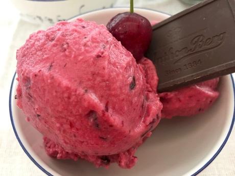recetas delikatissen helado light helado ligero helado fácil helado de frutas helado de cerezas helado casero cerezas recetas delikatissen helado light helado ligero helado fácil helado de frutas helado de cerezas helado casero cerezas