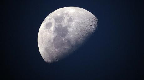 Aprueban la primera misión privada a la Luna para explotar Platino y Helio-3 Aprueban la primera misión privada a la Luna para explotar Platino y Helio-3